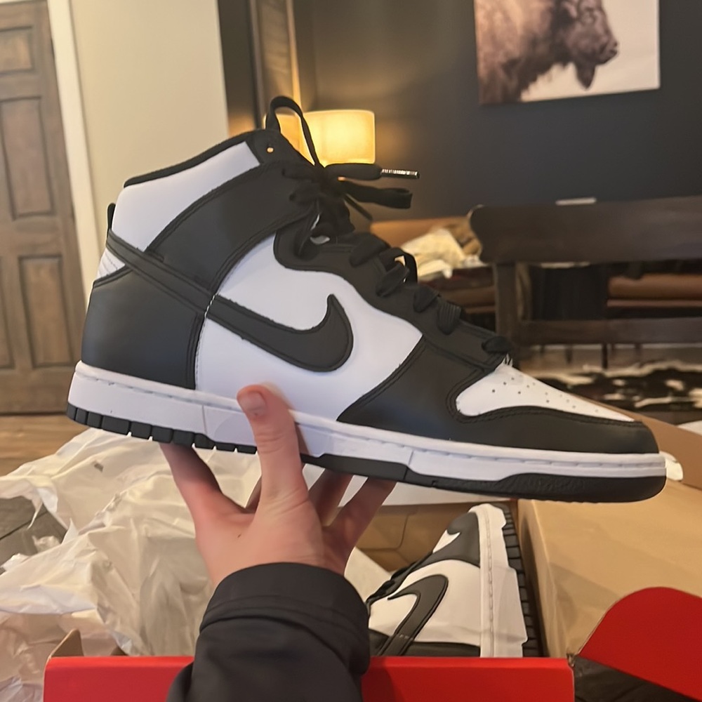 Nike Dunk High Retro Shoe